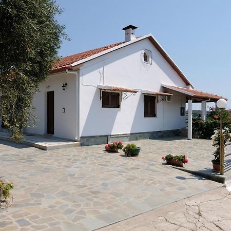 Eleonas Holiday Home Apartment Agios Stefanos Avliotes  Exterior photo