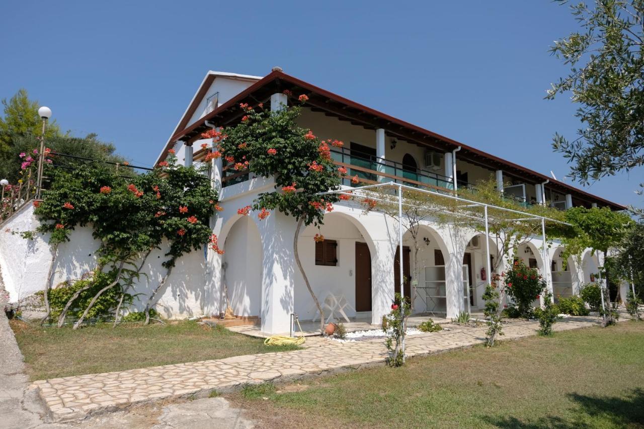 Eleonas Holiday Home Apartment Agios Stefanos Avliotes  Exterior photo